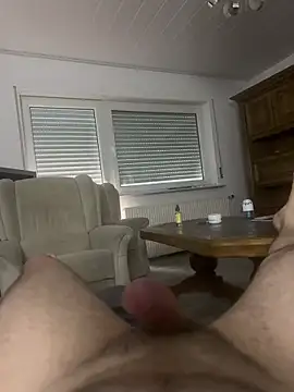 Snapshot of flamur_albania chatting on 02-14-26, 10:12 flamur albania online show from 02-14-26, 10:12