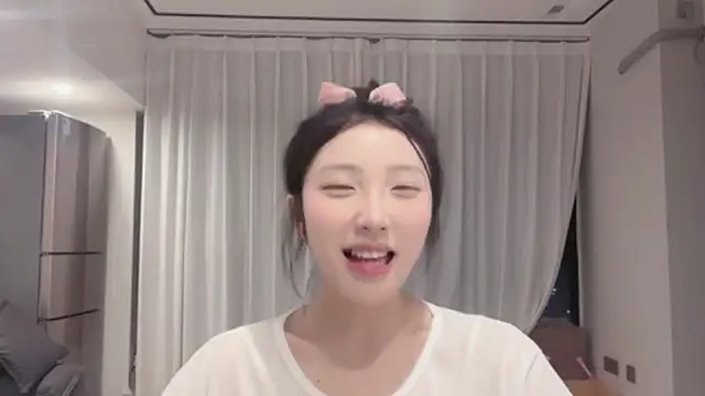 ZhaoZhao-ZM online show from 09-17-25, 01:02