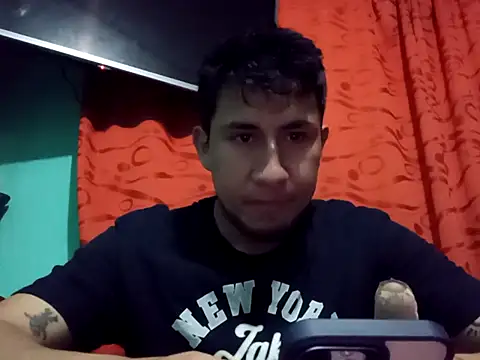 True Di online show from 09-23-25, 01:19