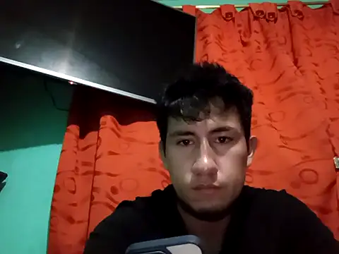 True Di online show from 10-17-25, 01:31