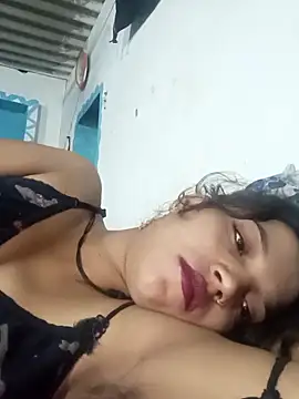 Snapshot of Bebby_Doll chatting on 09-17-25, 05:03 Bebby Doll online show from 09-17-25, 05:03