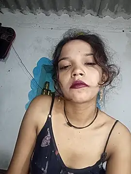 Snapshot of Bebby_Doll chatting on 09-21-25, 04:19 Bebby Doll online show from 09-21-25, 04:19