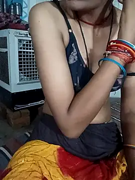 Snapshot of Bebby_Doll chatting on 10-02-25, 03:57 Bebby Doll online show from 10-02-25, 03:57