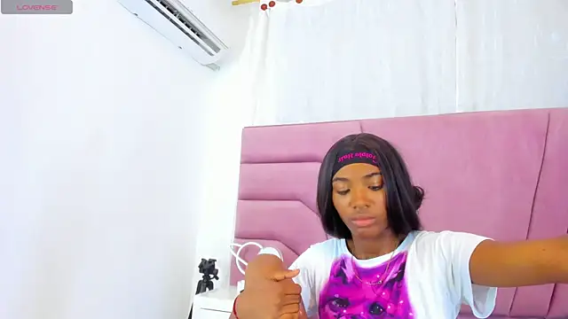 MarianRosse online show from 11-11-25, 08:31