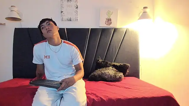 jhos cum23 online show from 04-07-26, 03:40