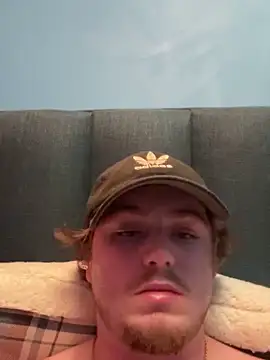 Snapshot of Hmyouneed chatting on 11-15-25, 06:22 Hmyouneed online show from 11-15-25, 06:22