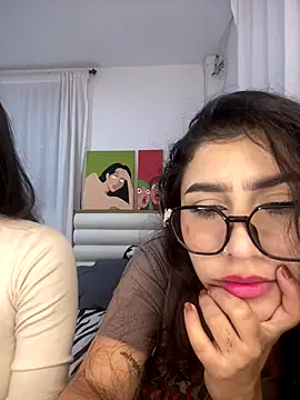 Snapshot of Sweet_and_Rous0 chatting on 09-16-25, 03:18 Sweet and Rous0 online show from 09-16-25, 03:18