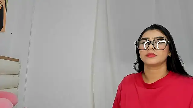 Snapshot of Sweet_and_Rous0 chatting on 11-22-25, 03:27 Sweet and Rous0 online show from 11-22-25, 03:27