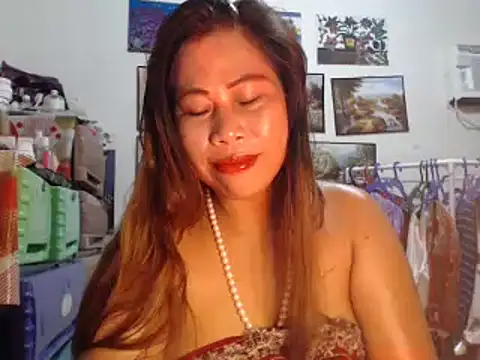 Snapshot of filipina_beauty chatting on 09-12-25, 08:53 filipina beauty online show from 09-12-25, 08:53