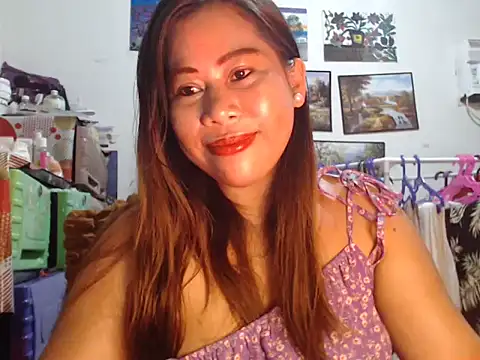 Snapshot of filipina_beauty chatting on 09-15-25, 07:58 filipina beauty online show from 09-15-25, 07:58