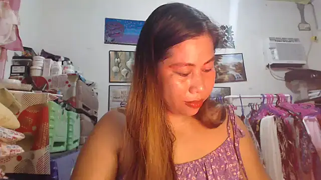 Snapshot of filipina_beauty chatting on 09-27-25, 05:29 filipina beauty online show from 09-27-25, 05:29