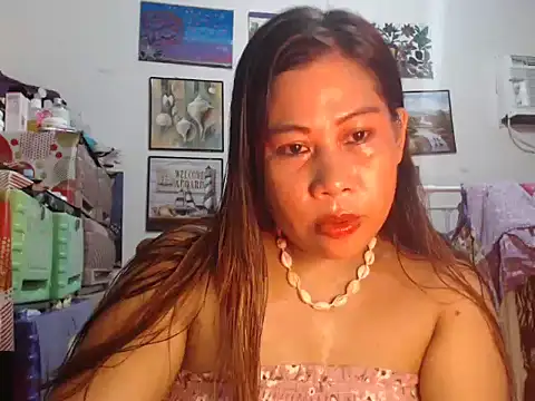 Snapshot of filipina_beauty chatting on 09-30-25, 03:28 filipina beauty online show from 09-30-25, 03:28