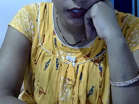 dreamgirl20262 online show from 10-18-25, 01:45