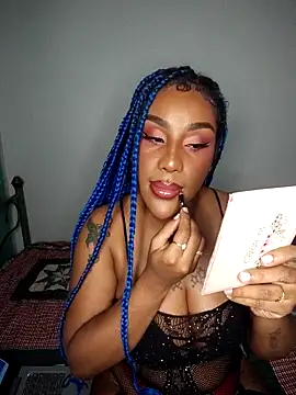 Queen Amara online show from 04-09-26, 04:01