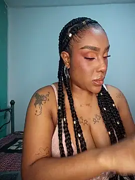 Queen Amara online show from 04-11-26, 03:44