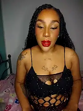 Queen Amara online show from 04-25-26, 04:37