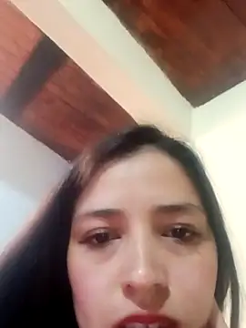 Snapshot of vanessalovetrip chatting on 09-21-25, 07:15 vanessalovetrip online show from 09-21-25, 07:15