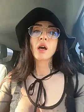 nikkaanderic online show from 03-24-26, 03:17