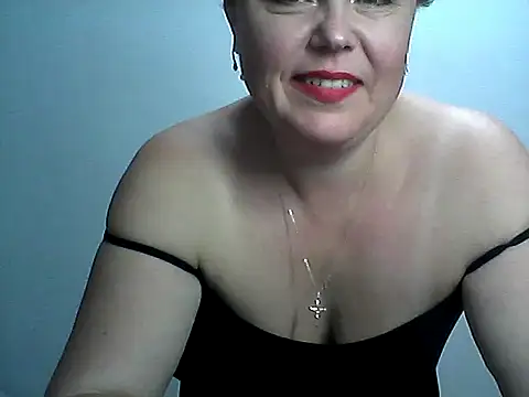 Snapshot of EllaLove2277 chatting on 11-06-25, 05:36 EllaLove2277 online show from 11-06-25, 05:36