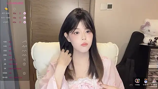 Koi-00 online show from 11-05-25, 03:56