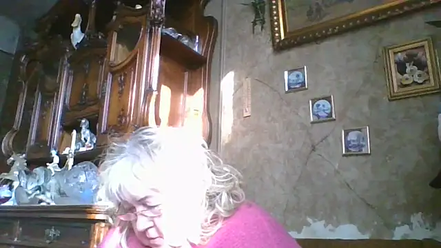 Lala-Love56 online show from 04-28-26, 05:01