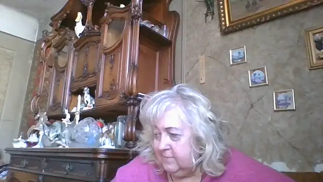 Lala-Love56 online show from 05-20-26, 03:18