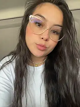 Snapshot of amberbakee chatting on 11-10-25, 04:17 amberbakee online show from 11-10-25, 04:17