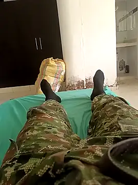 Snapshot of alejos81 chatting on 10-12-25, 04:50 alejos81 online show from 10-12-25, 04:50