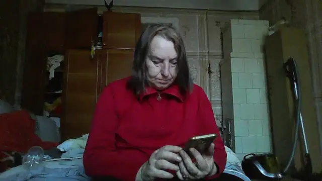 Snapshot of AnnaLive570 chatting on 10-22-25, 08:25 AnnaLive570 online show from 10-22-25, 08:25