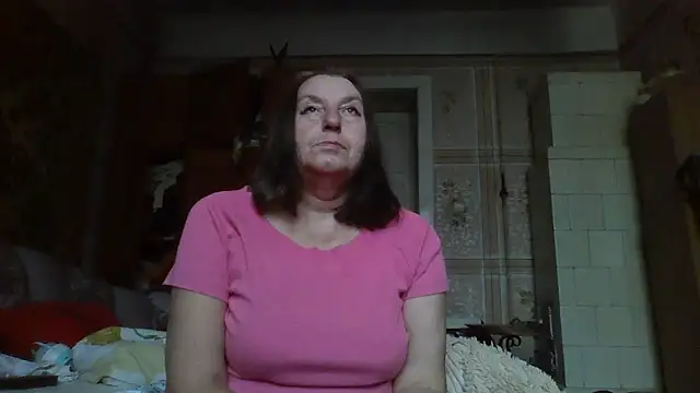 Snapshot of AnnaLive570 chatting on 11-18-25, 09:36 AnnaLive570 online show from 11-18-25, 09:36