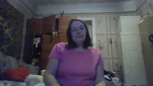 Snapshot of AnnaLive570 chatting on 11-20-25, 05:29 AnnaLive570 online show from 11-20-25, 05:29