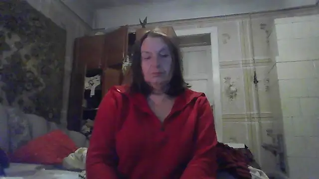 Snapshot of AnnaLive570 chatting on 11-21-25, 05:39 AnnaLive570 online show from 11-21-25, 05:39