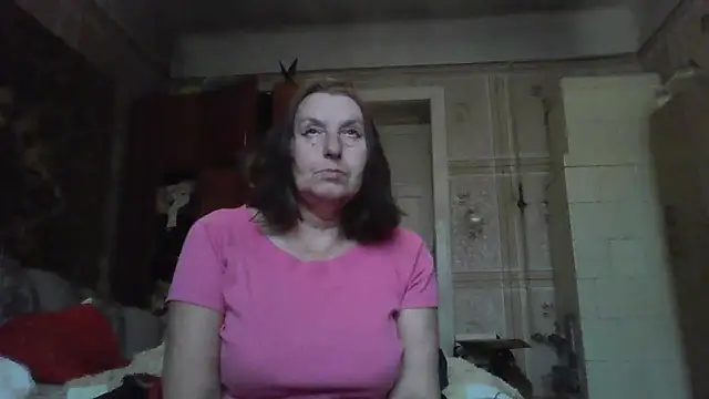 Snapshot of AnnaLive570 chatting on 11-30-25, 08:51 AnnaLive570 online show from 11-30-25, 08:51