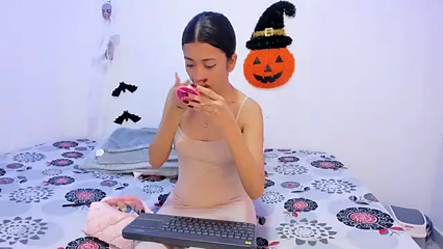 Sexy777Couple online show from 10-24-25, 10:06