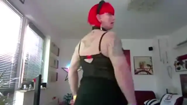 hellgirl1980 online show from 04-09-26, 06:30