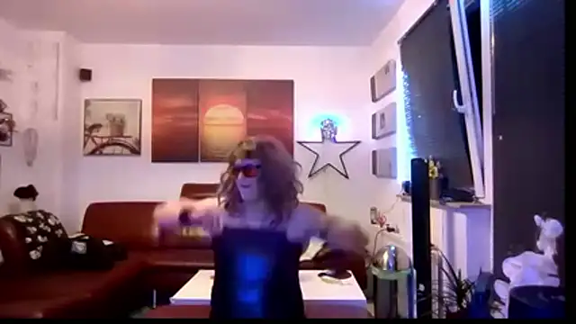 hellgirl1980 online show from 04-22-26, 02:03