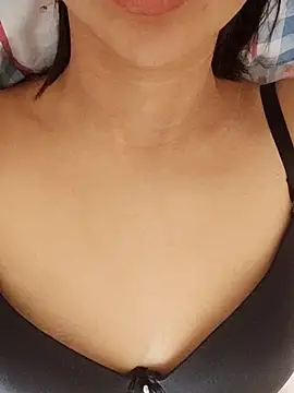 bebeksiii online show from 10-28-25, 08:18