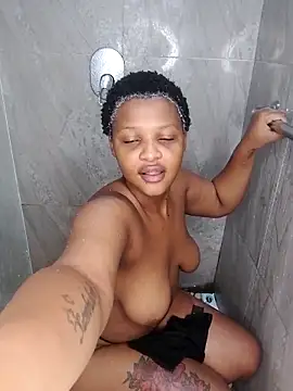 HotAssQueen online show from 10-21-25, 11:11