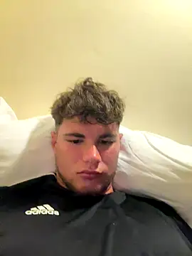 Snapshot of vaaalodia chatting on 09-19-25, 09:26 vaaalodia online show from 09-19-25, 09:26