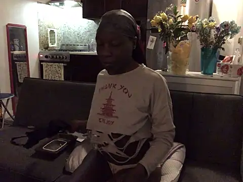 littyleesh1 online show from 04-24-26, 09:01