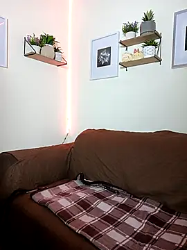 Snapshot of Noha_Whiitee chatting on 09-20-25, 10:22 Noha Whiitee online show from 09-20-25, 10:22