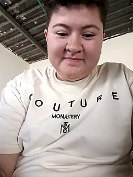 Snapshot of Noha_Whiitee chatting on 10-11-25, 07:34 Noha Whiitee online show from 10-11-25, 07:34