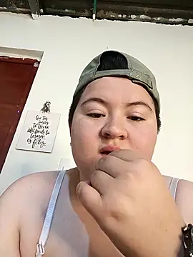 Snapshot of Noha_Whiitee chatting on 11-28-25, 02:47 Noha Whiitee online show from 11-28-25, 02:47