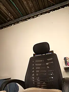 Snapshot of Noha_Whiitee chatting on 12-03-25, 01:02 Noha Whiitee online show from 12-03-25, 01:02