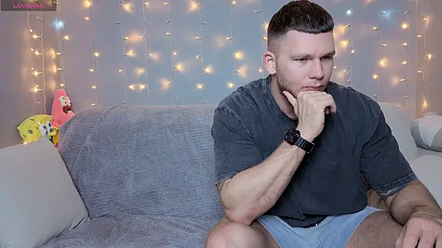 SheldonAndKaren online show from 12-14-25, 06:56