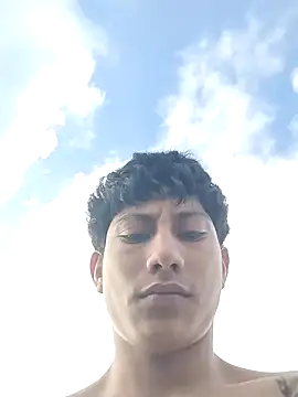 Snapshot of Flakito2021 chatting on 10-18-25, 01:34 Flakito2021 online show from 10-18-25, 01:34