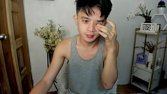 Snapshot of NautyBoyBrazeen_143 chatting on 11-21-25, 05:44 NautyBoyBrazeen 143 online show from 11-21-25, 05:44