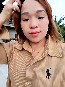 Snapshot of keobong-00 chatting on 11-13-25, 11:14 keobong-00 online show from 11-13-25, 11:14