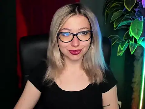 loveHeidi online show from 06-04-26, 06:19