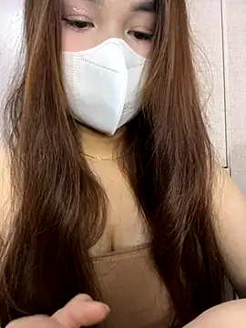 Snapshot of FamilyNaugty chatting on 10-11-25, 06:39 FamilyNaugty online show from 10-11-25, 06:39